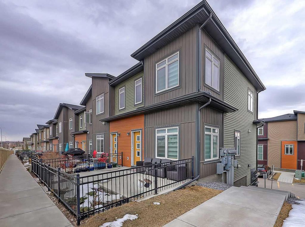 Photo of 126 Sage Bluff Circle NW, Calgary, AB T3R 1T5 (MLS # A2301412)