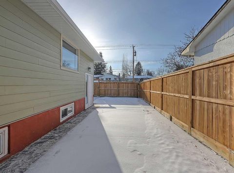 Tiny photo for 23 Cambrian Drive NW, Calgary, AB T2K 1P3 (MLS # A2291878)