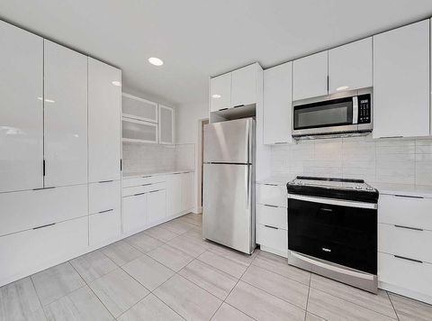 Tiny photo for 23 Cambrian Drive NW, Calgary, AB T2K 1P3 (MLS # A2291878)