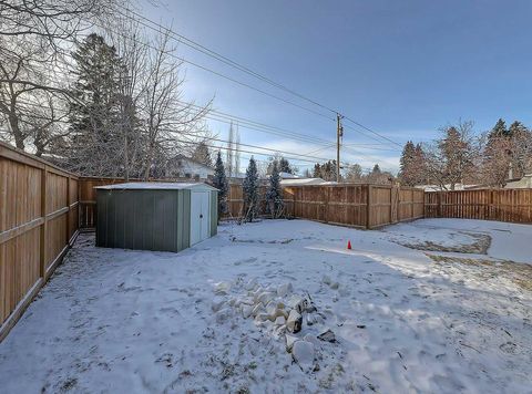 Tiny photo for 23 Cambrian Drive NW, Calgary, AB T2K 1P3 (MLS # A2291878)