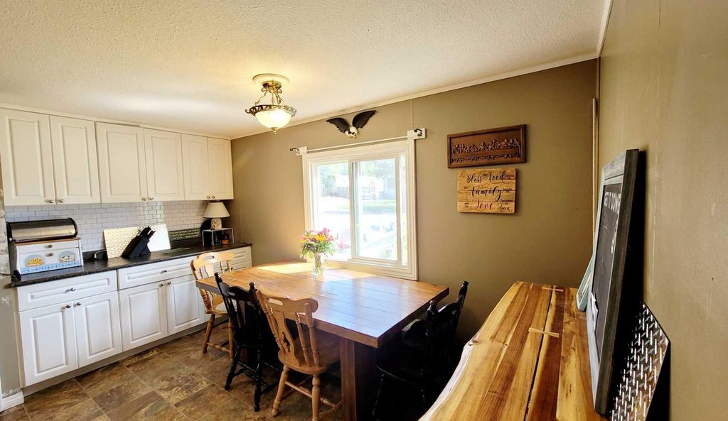 Photo of 74 North Star Drive, Sylvan Lake, AB T4S 1J4 (MLS # A2314369)