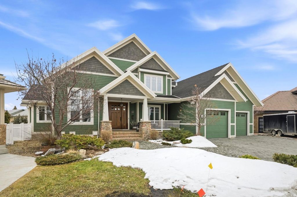 Photo of 31 Ashley Close, Red Deer, AB T4R 2X3 (MLS # A2300792)