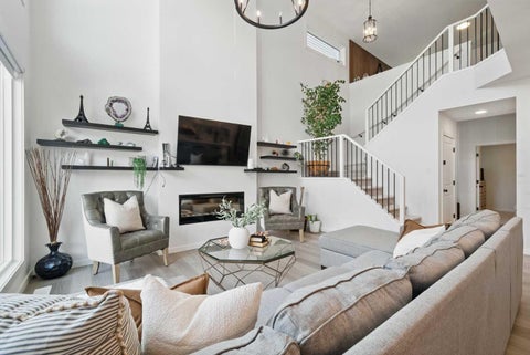 Photo of 73 Mallard Grove SE, Calgary, AB T3C 0E3 (MLS # A2316853)