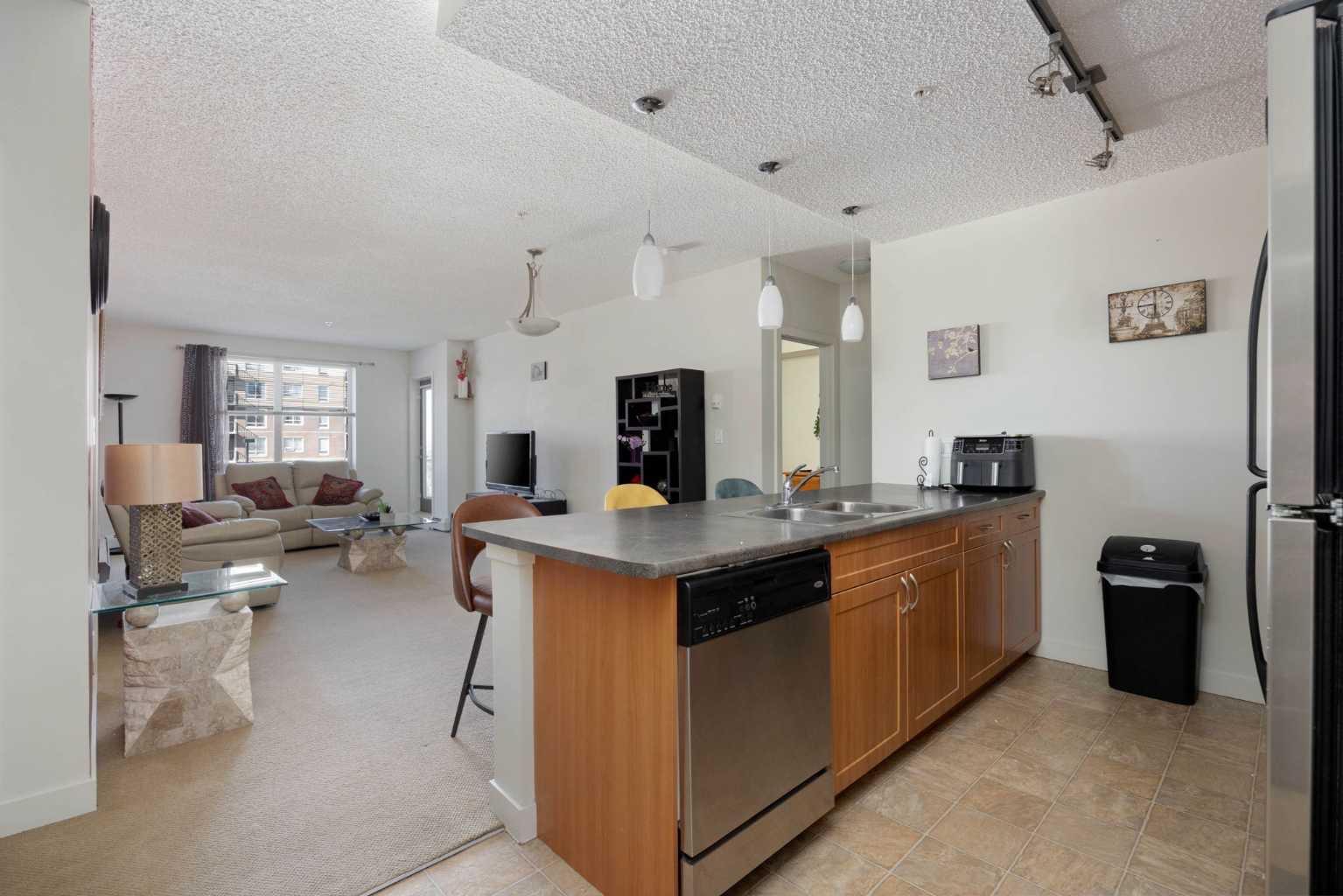 136A Sandpiper Road 302