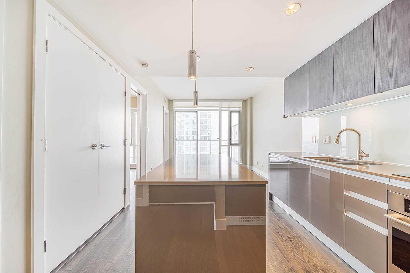 1122 3 Street SE 2203