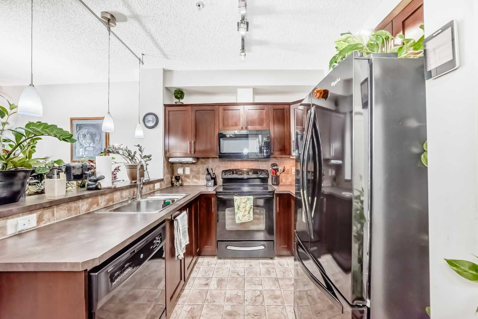 201 Sunset Drive 113