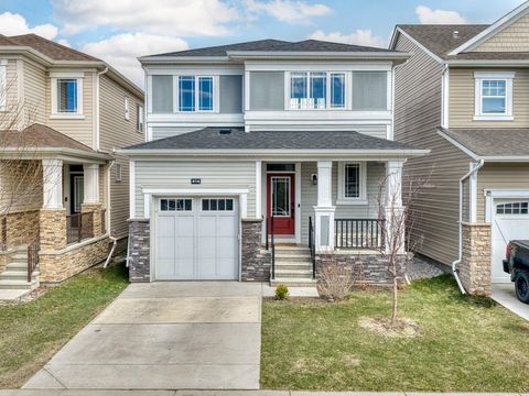 Photo of 414 Windrow Common SW, Airdrie, AB T4B 4K4 (MLS # A2306879)