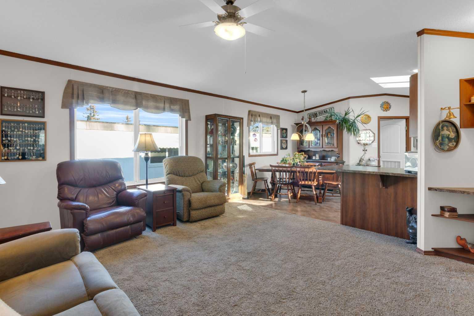 99 Arbour Lake Rd NW 113