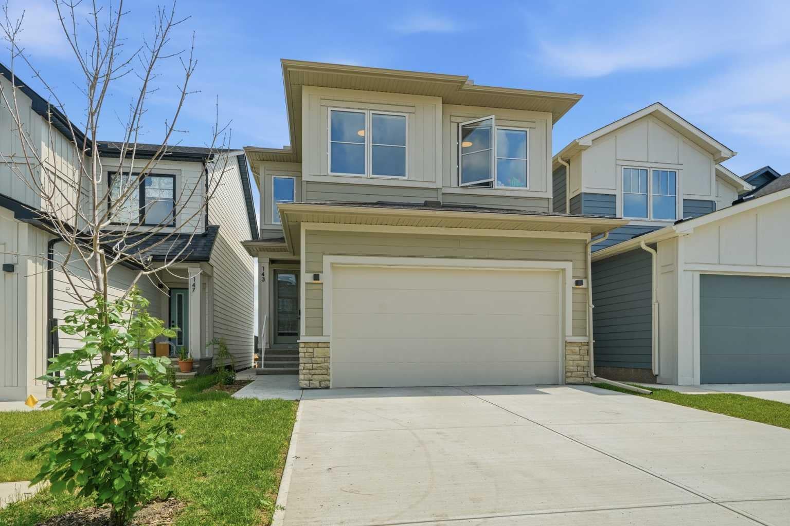 143 Belvedere Crescent SE