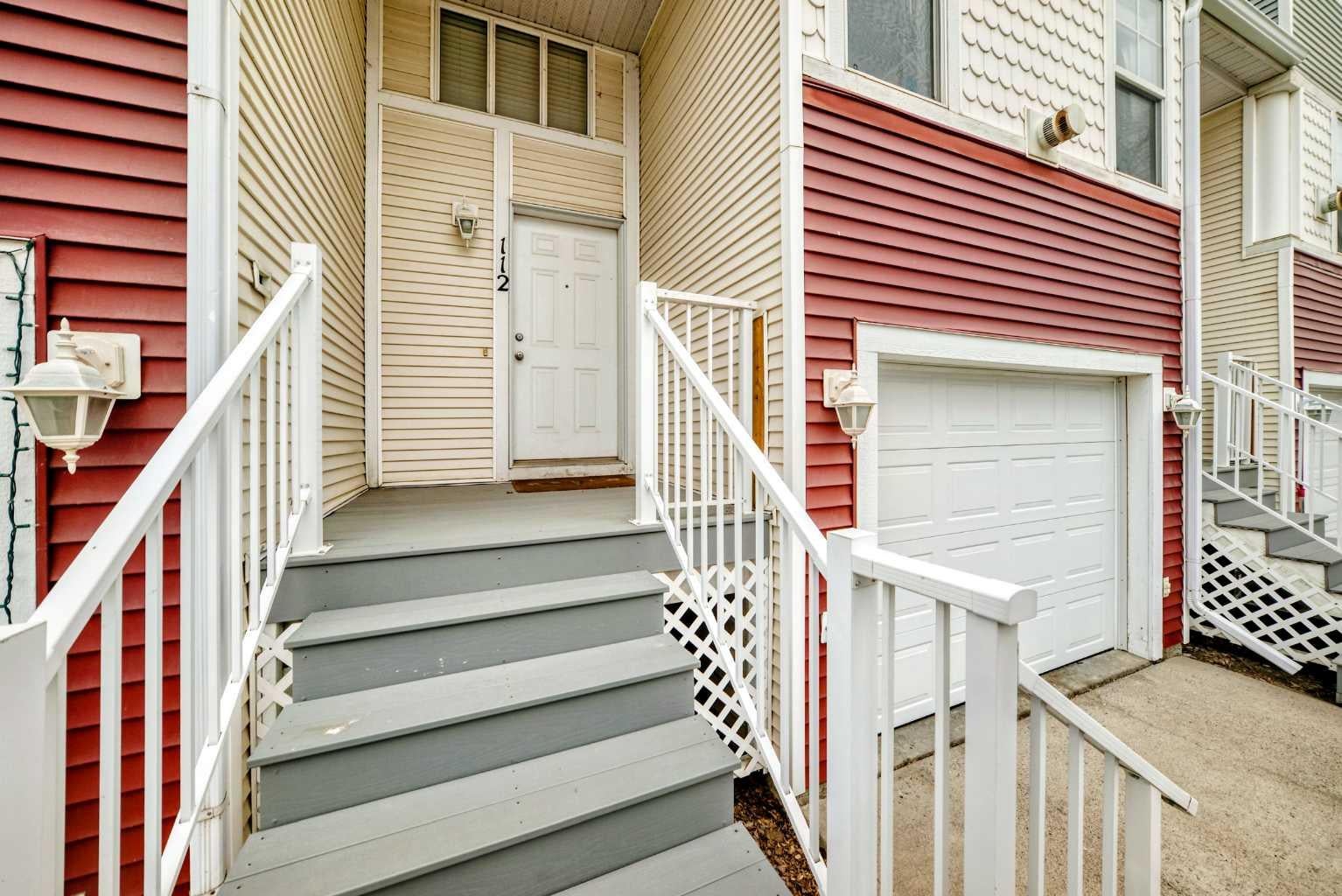 112 Country Village Cape NE