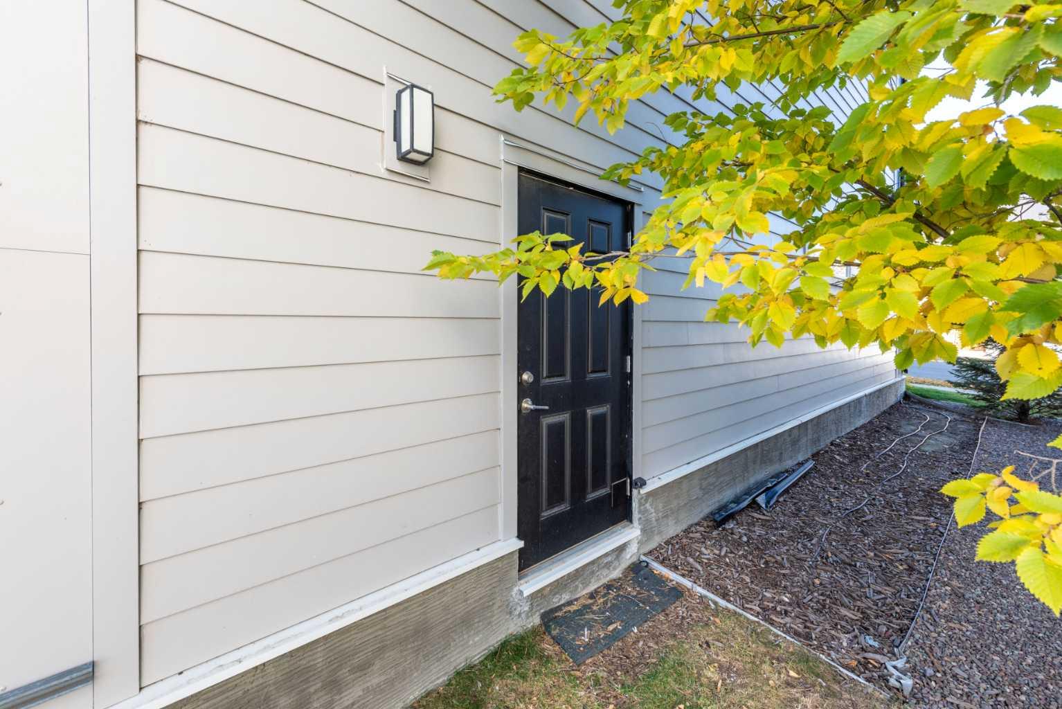 225 Redstone Walk NE 203