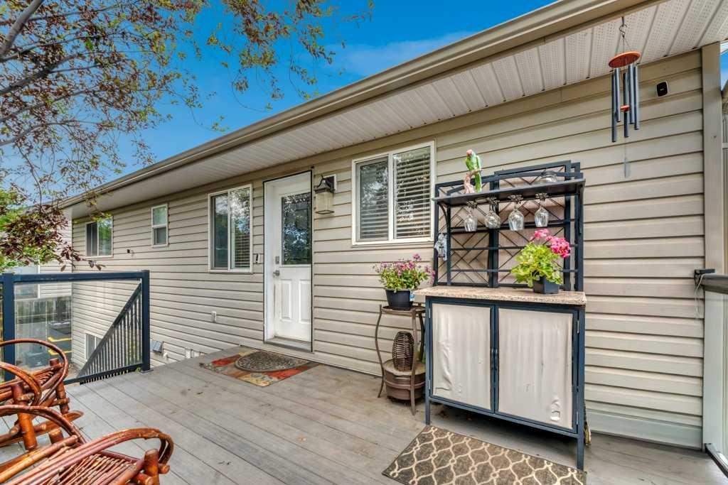1924 Strathcona Terrace
