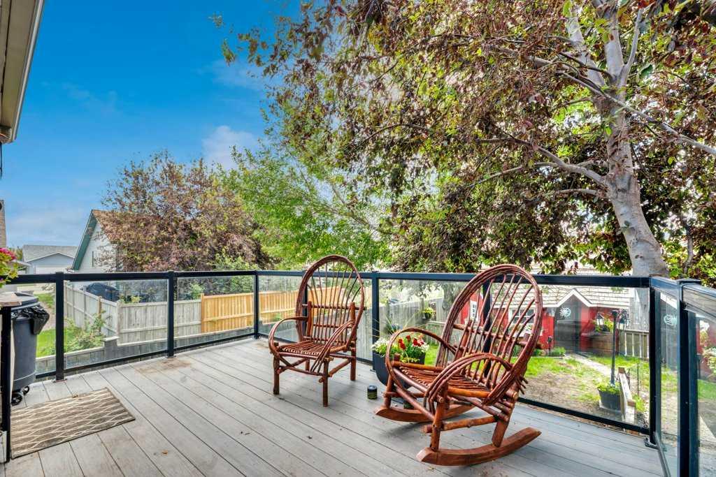 1924 Strathcona Terrace