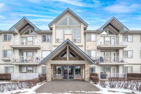 7 Harvest Gold Manor NE 313 Calgary AB T3K 4Y3