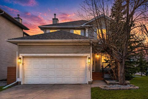 Photo of 127 Hidden Ranch Terrace NW, Calgary, AB T3A 5Z5 (MLS # A2304777)