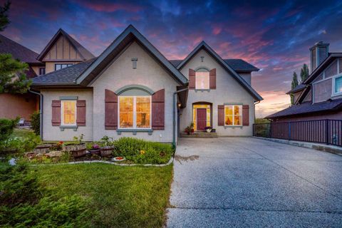 Photo of 10 Tusslewood Heights NW, Calgary, AB T3L 2M6 (MLS # A2239402) Photo of 10 Tusslewood Heights NW, Calgary, AB T3L 2M6 (MLS # A2239402)