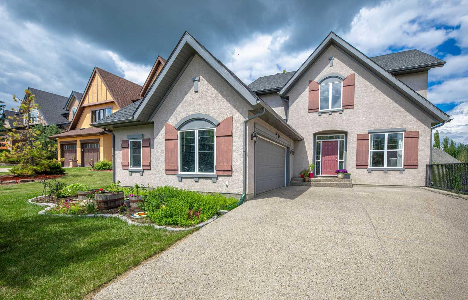 10 Tusslewood Heights NW