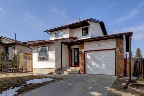 71 Beddington Rise NE Calgary AB T3K 1N1