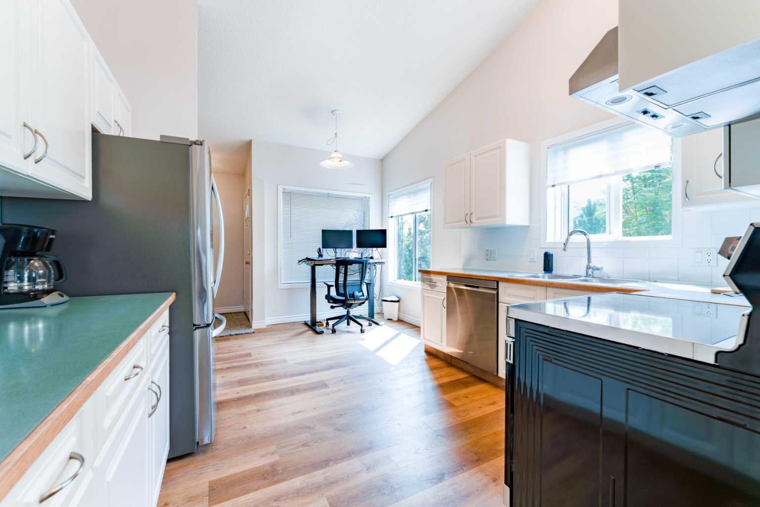 76 Sierra Morena Green SW