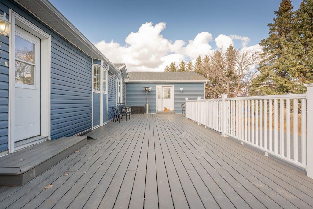 Photo of 12520 Range Road 70 #2, Rural Cypress County, AB T1B 0K7 (MLS # A2293131)