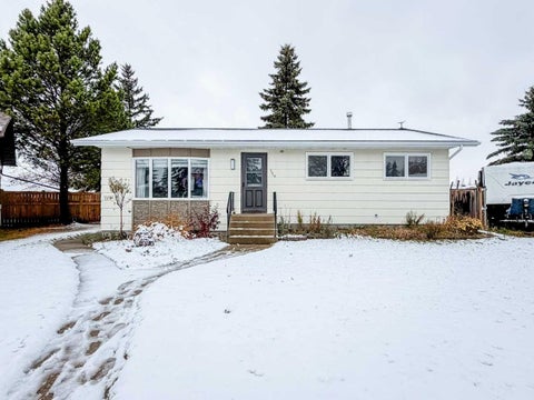 Photo of 3808 64A St Close, Stettler, AB T0C 2L1 (MLS # A2354434)