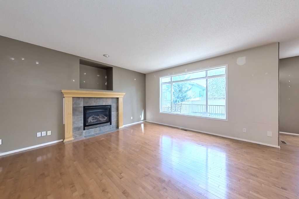 39 Simcoe Terrace SW