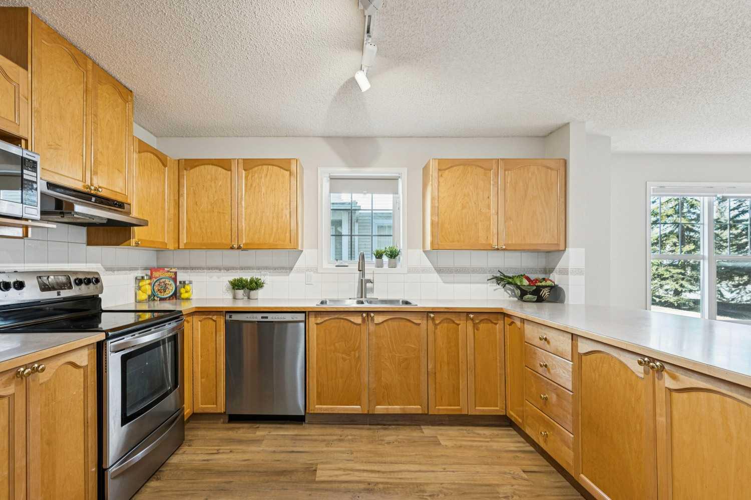 7171 Coach Hill Road SW 704