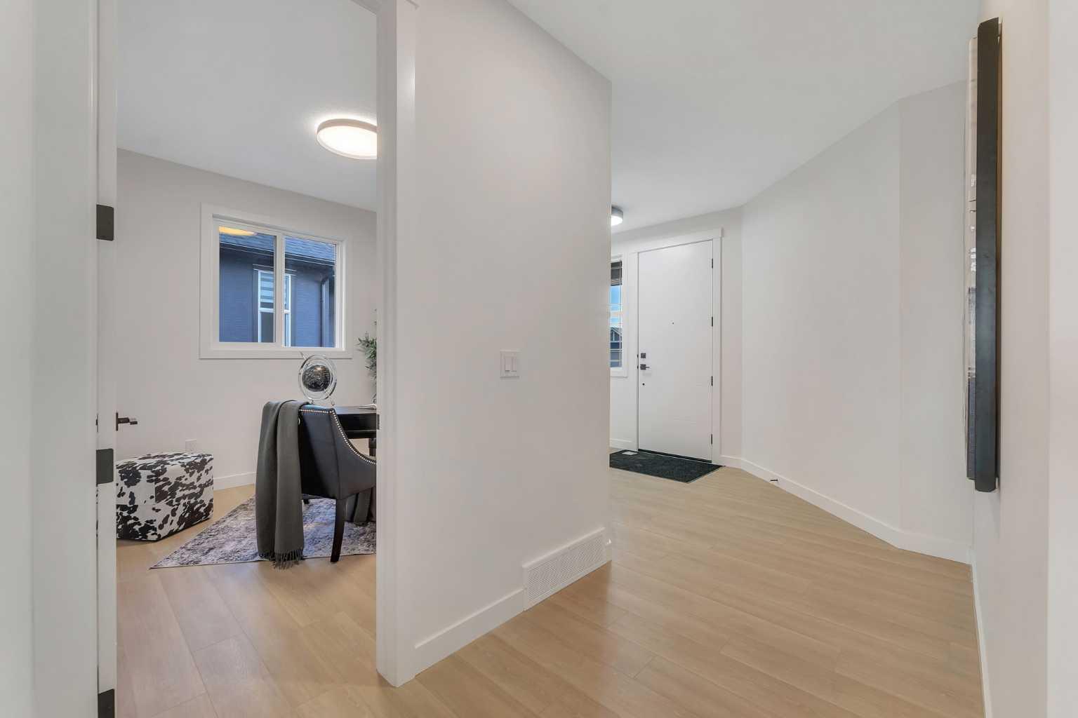 569 Muirfield Crescent