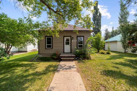 Photo of 4806 50 Street, Sedgewick, AB T0B 4C0 (MLS # A2331212)