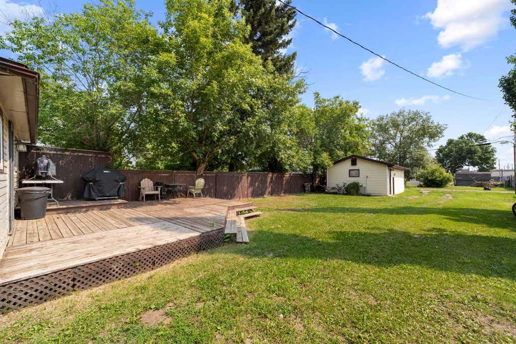 Photo of 4806 50 Street, Sedgewick, AB T0B 4C0 (MLS # A2331212)