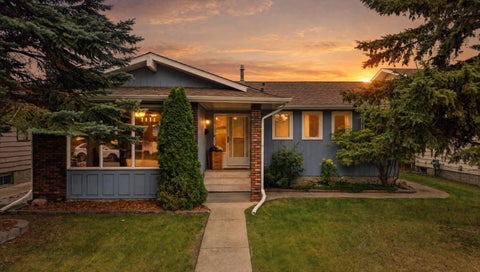 Photo of 90 Card Crescent, Red Deer, AB T4P 2E3 (MLS # A2347957)