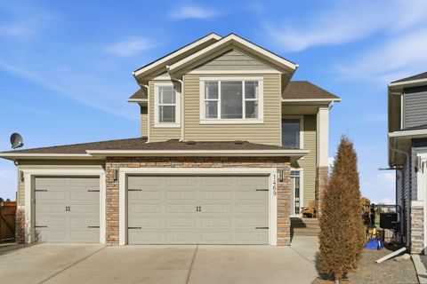 1469 Aldrich Place Carstairs AB T0M 0N0
