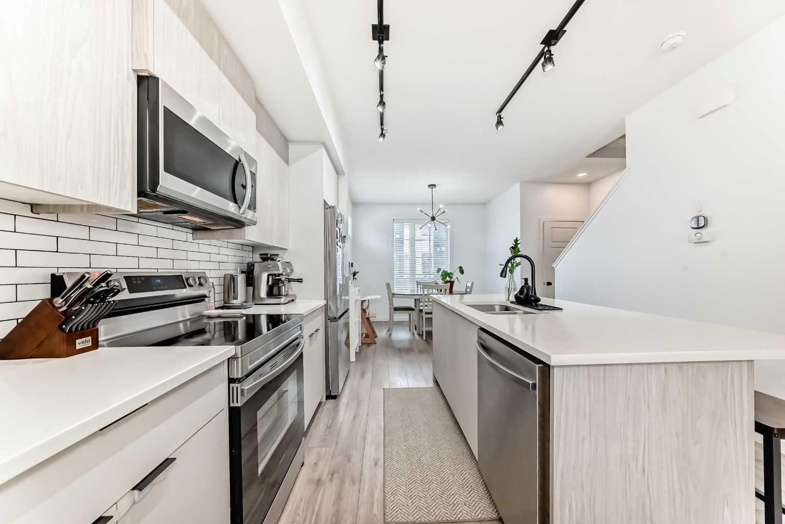 76 Walgrove Common SE