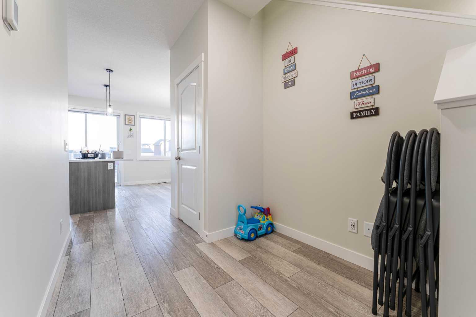 449 CHINOOK WINDS View SW