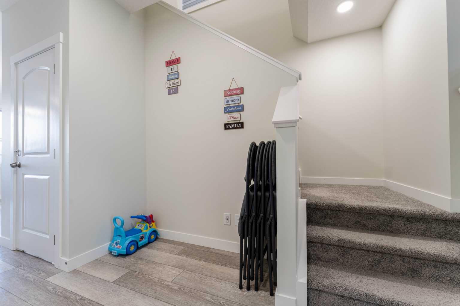 449 CHINOOK WINDS View SW