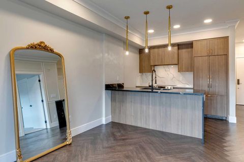 330 Dieppe Drive SW 110 Calgary AB T3E 7L4