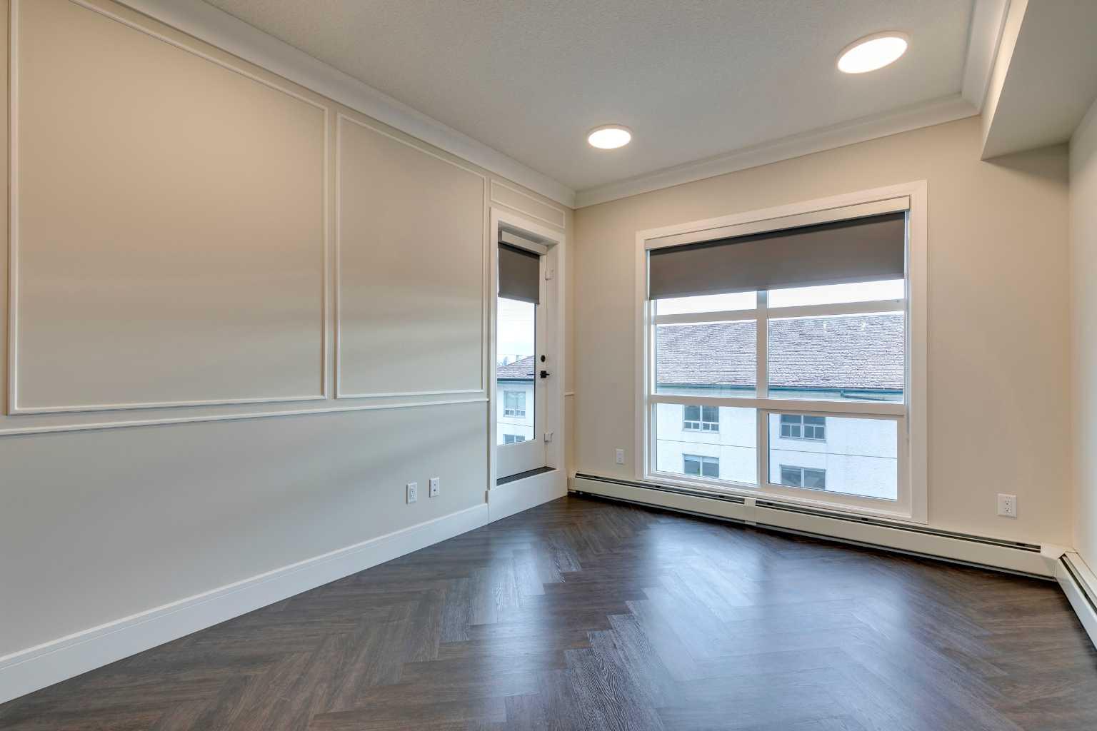 330 Dieppe Drive SW 110