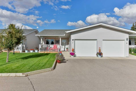 Photo of 717 Centre Street #7, Vulcan, AB T0L 2B0 (MLS # A2342948)