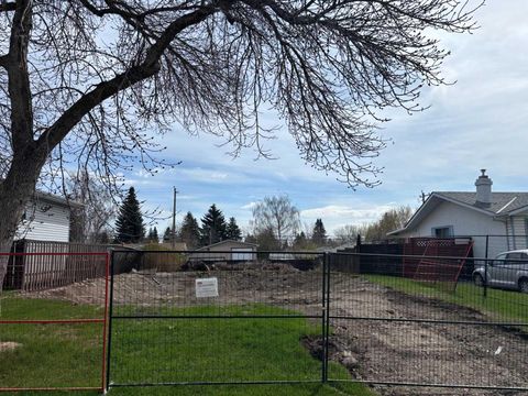 Photo of 362A Ashley Crescent SE, Calgary, AB T2H 1T7 (MLS # A2304337)