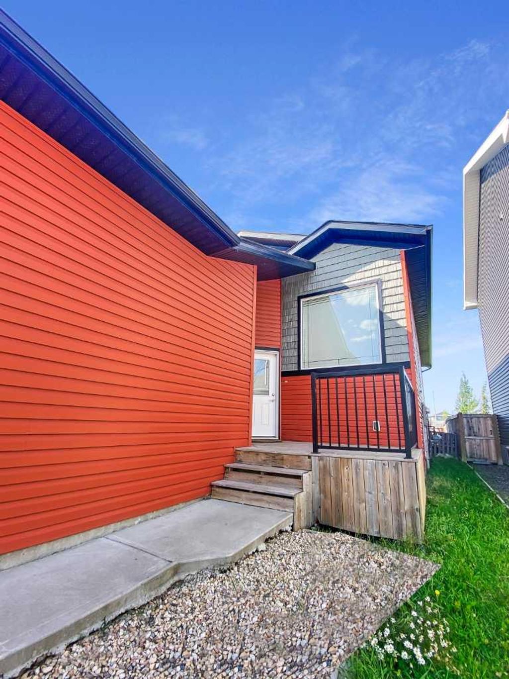 Photo of 8626 88 Street #B, Grande Prairie, AB T8X 0P5 (MLS # A2317234)