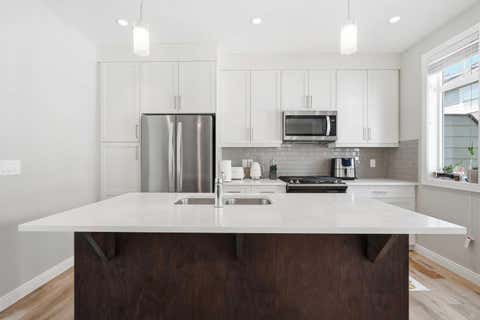 Photo of 312 Wentworth Row SW, Calgary, AB T3H 1W7 (MLS # A2329970)