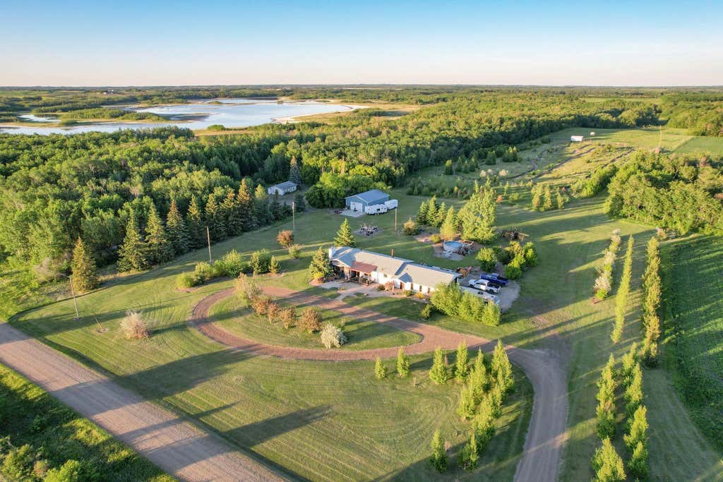 Photo of 41243 Range Road 205, Rural Camrose County, AB T0B 0H0 (MLS # A2338511)
