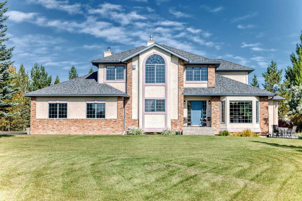 Photo of 20 Clover Lane, Rural Rocky View County, AB T3Z 1G9 (MLS # A2347570)