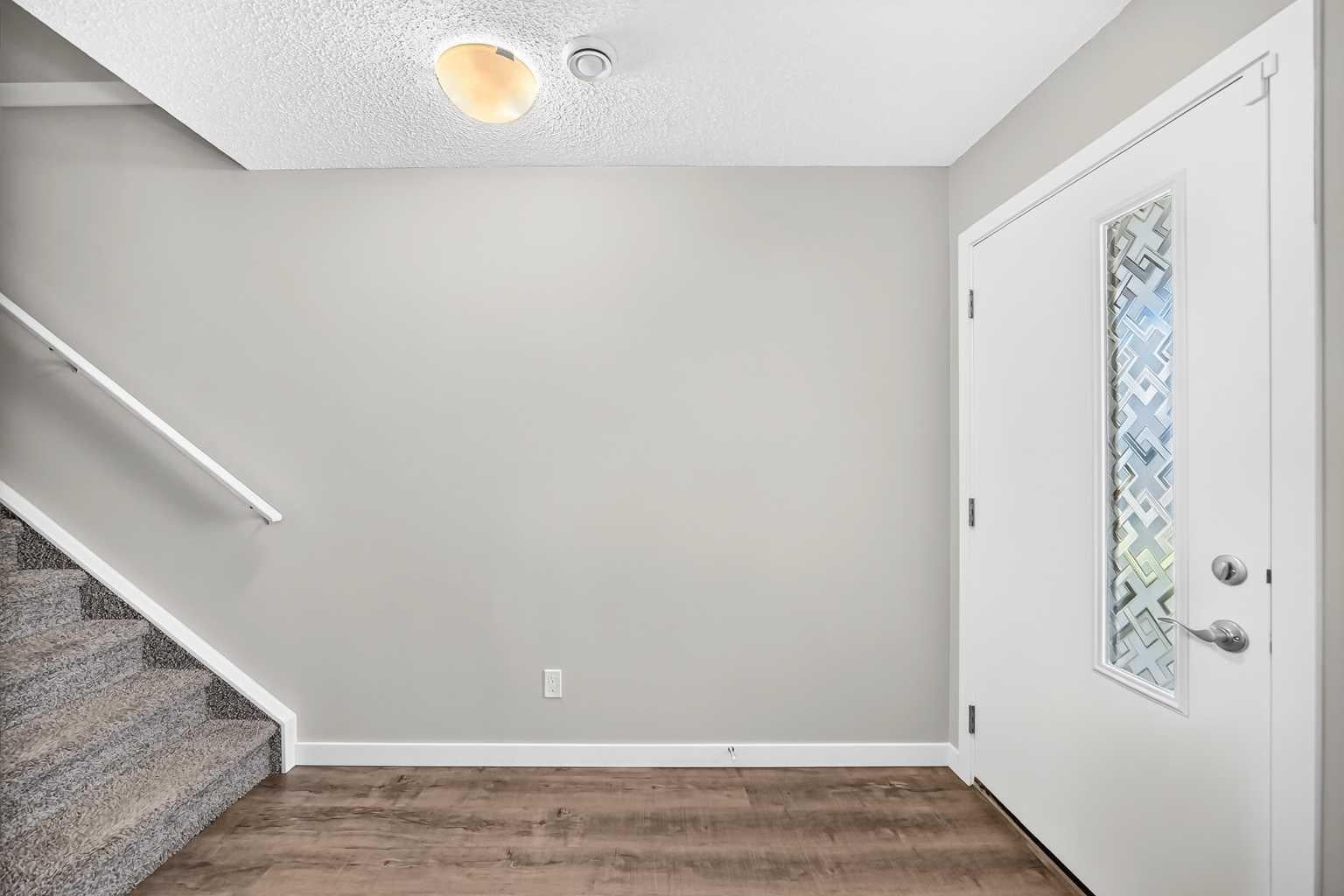301 Redstone Boulevard NE 122