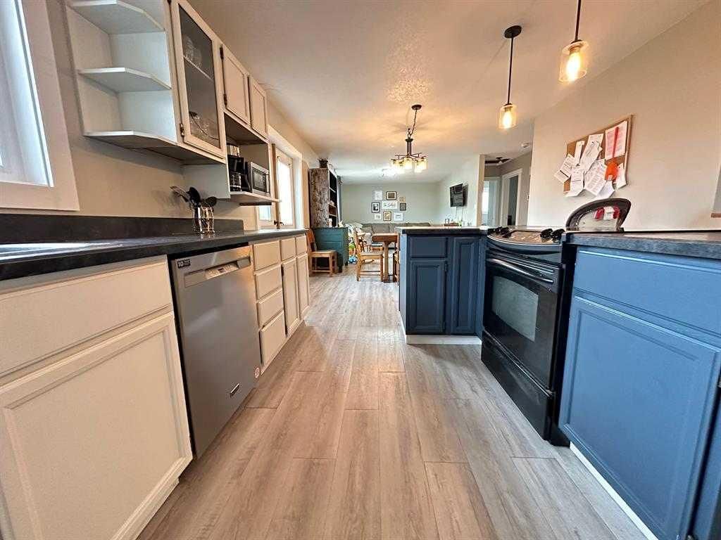 Photo of 5206 49A Street, Kitscoty, AB T0B 2P0 (MLS # A2292213)