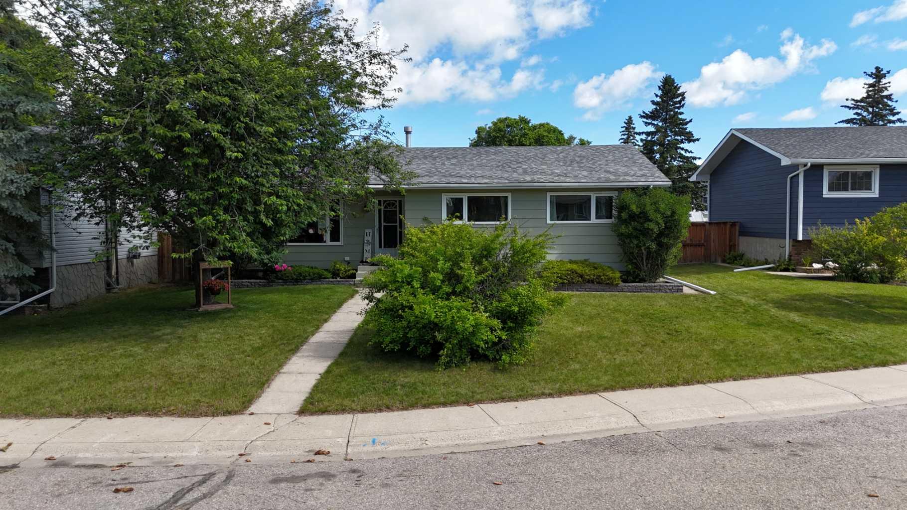 127 Thomas Place