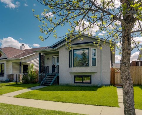 Photo of 260 Erin Woods Drive SE, Calgary, AB T2B 3B9 (MLS # A2313685)