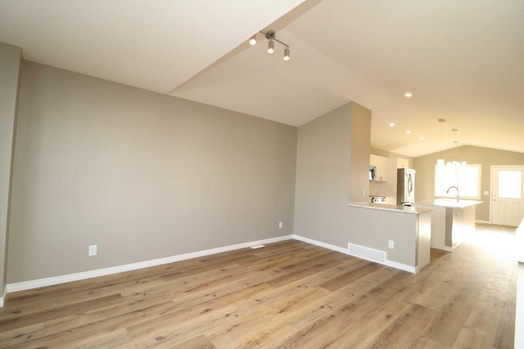 Photo of 447 Henricks Drive, Irricana, AB T0M 1G0 (MLS # A2287250)