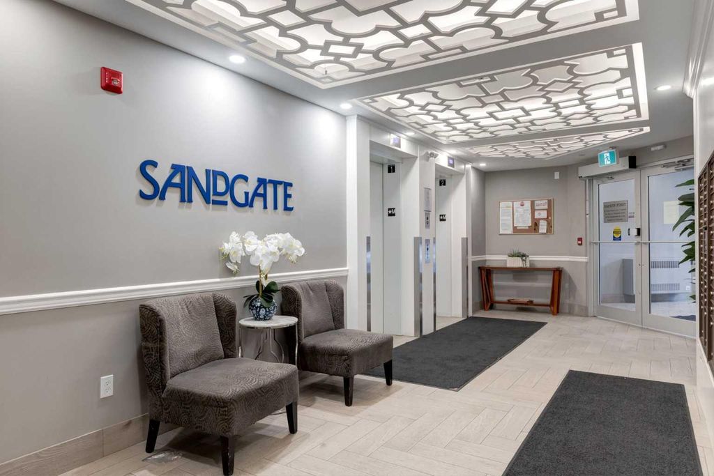 Photo of 30 MAHOGANY Mews SE #316, Calgary, AB T3M 3H4 (MLS # A2287297)