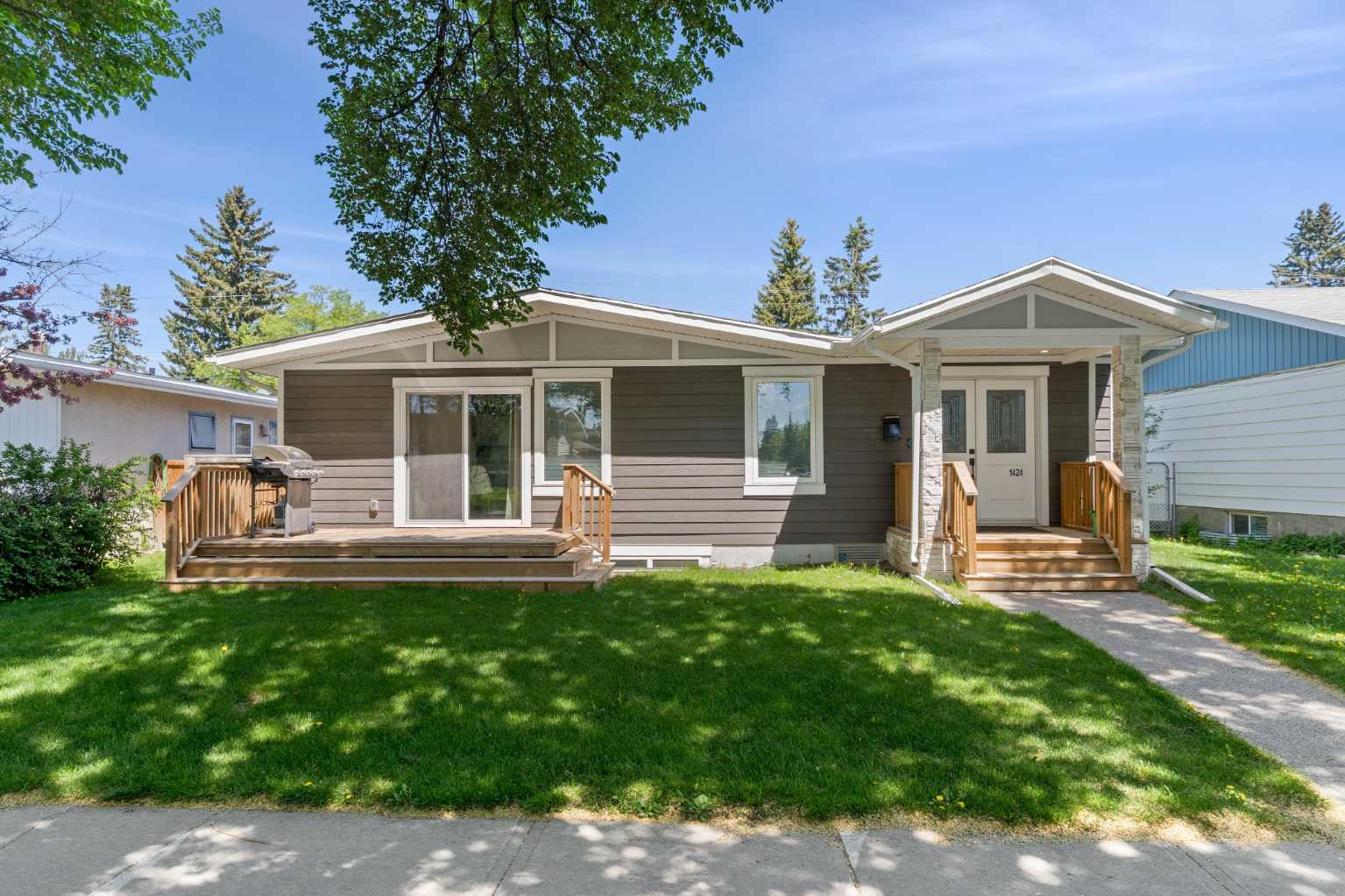 1424 Northmount Drive NW